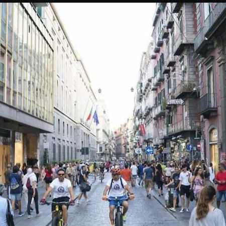 I Tre Re Via Toledo Neapol Zewnętrze zdjęcie