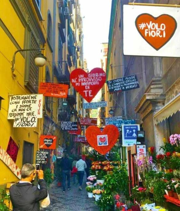I Tre Re Via Toledo Neapol Zewnętrze zdjęcie